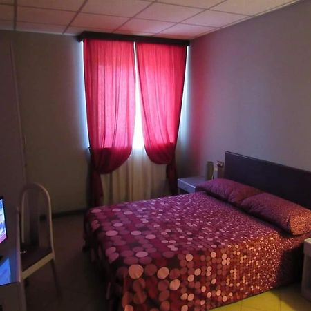 B&B The Sun Swimming & Pool Τορίνο Εξωτερικό φωτογραφία