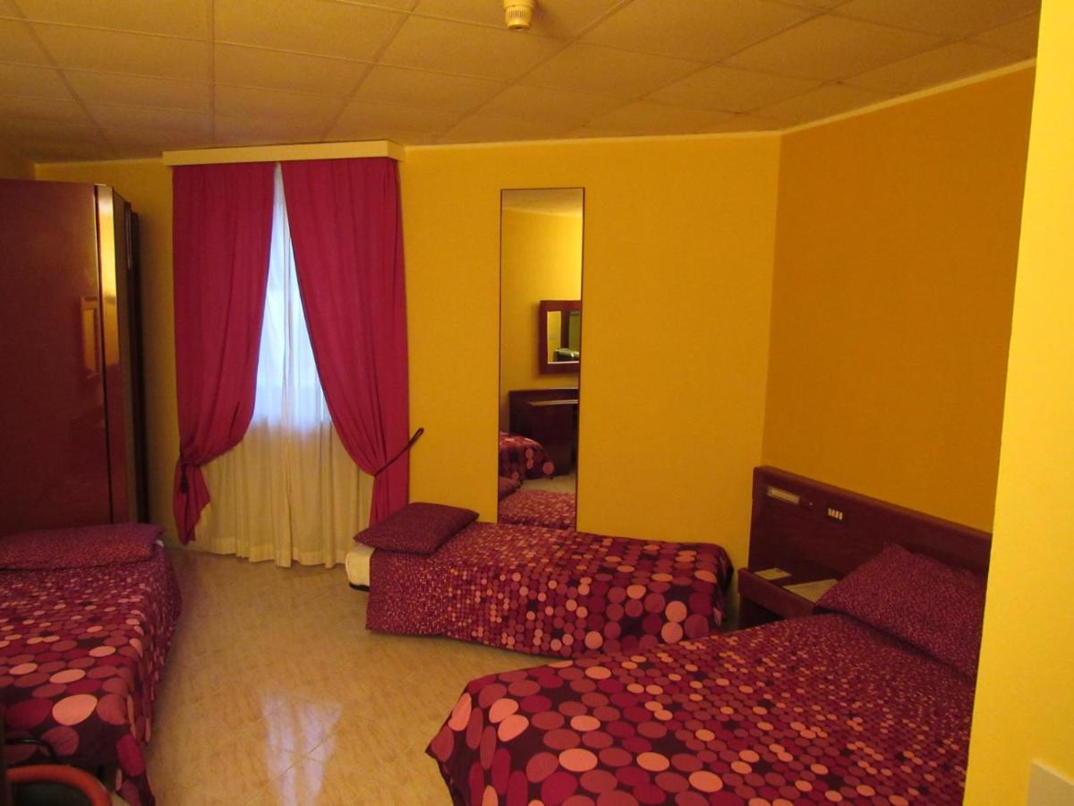 B&B The Sun Swimming & Pool Τορίνο Εξωτερικό φωτογραφία