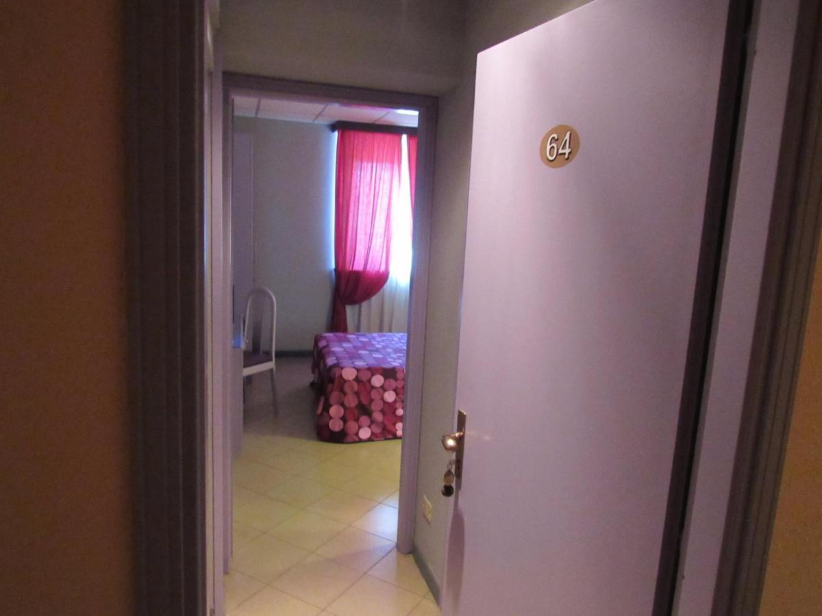 B&B The Sun Swimming & Pool Τορίνο Εξωτερικό φωτογραφία